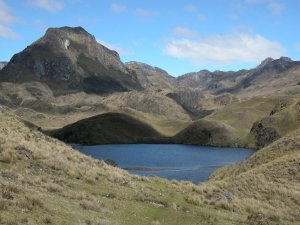 Laguna Patoquinoas