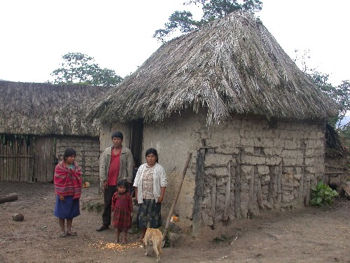 Familia de campesinos en Mamacona