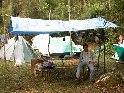 Campamento en el arroyo Chiriuno